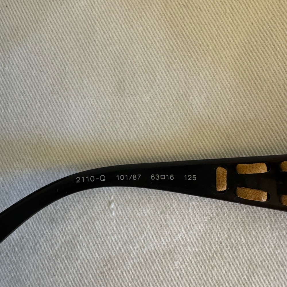 SALVATORE FERRAGAMO 2110/Q 101/87 Women Black Sunglasses EUC - Picture 6 of 8